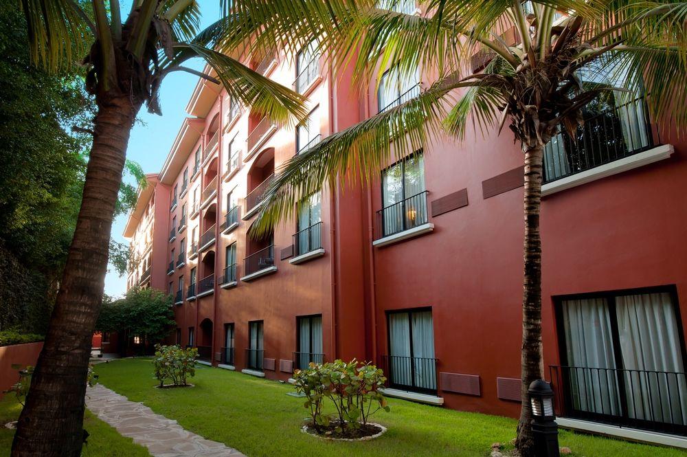 Courtyard By Marriott Santo Domingo Hotel Ngoại thất bức ảnh